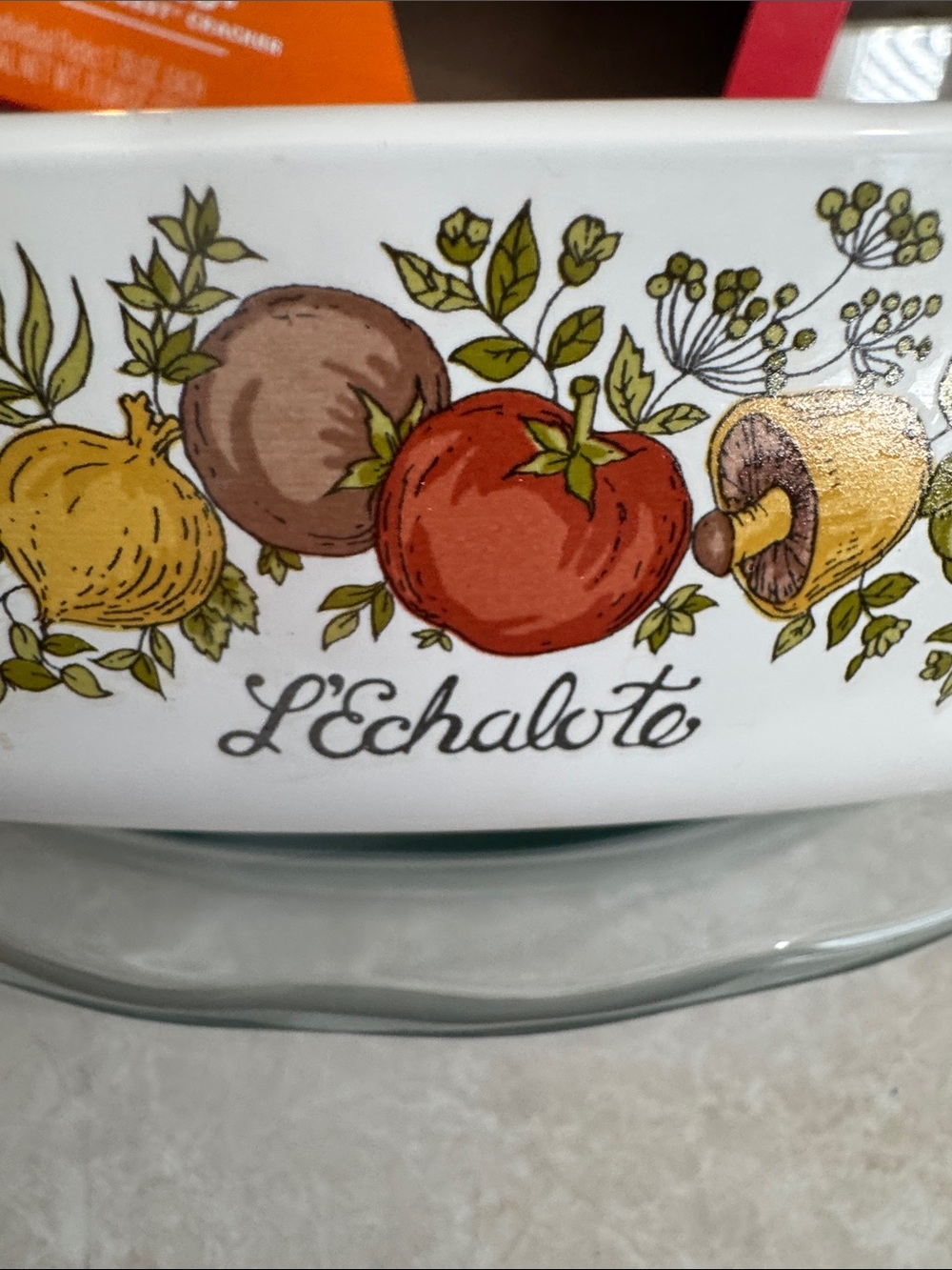 CORNING WARE RAREL'Echalote Decorative Ceramic Bowl with Vegetable Motif A1B!1L